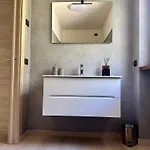Casa L'oliver 아파트 *